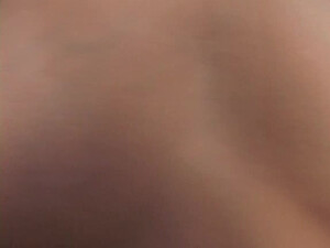 Молодая азиатка 18 лет с маленькими сиськами ебется в анал