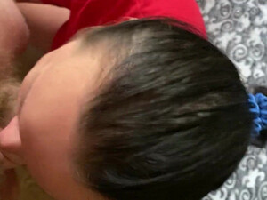 Размял очко жены пальцем перед тем как вставить член